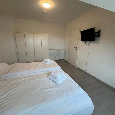 Moderne 2-zimmer-wohnung Mit Balkon - Ideal Fuer 4 Gaeste * Rheinstetten